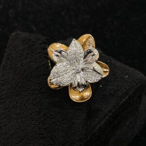 Floral Design Diamond Ring