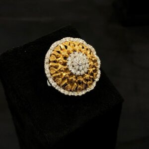 Diamond ring for women