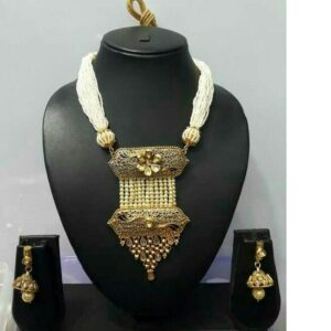 Modern Pearl Kundan Necklace Set For Ladies