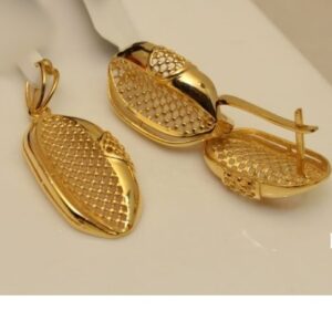 Stylish 916 Gold Pendant Set