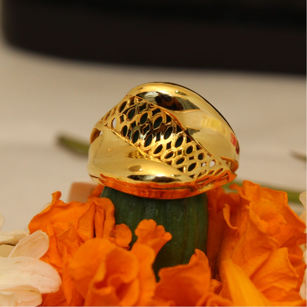 Causal  22KT Gold  Ladies Ring