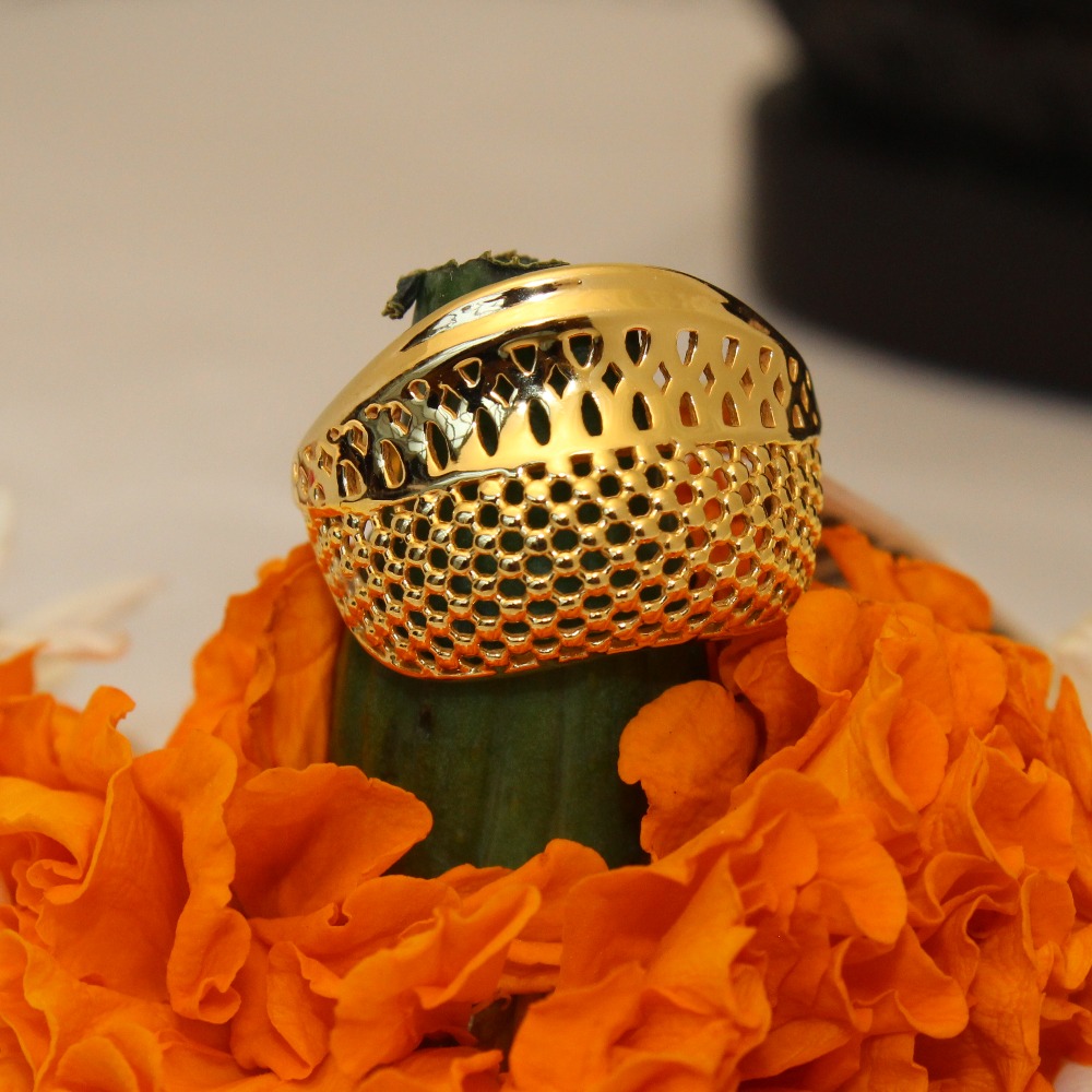 Stylish 22KT Yellow Gold Fancy Ladies Ring