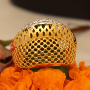 Antique 916 Yellow Gold Ladies Ring