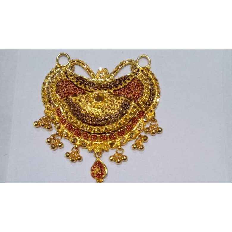 22KT Gold Ethnic Pendant