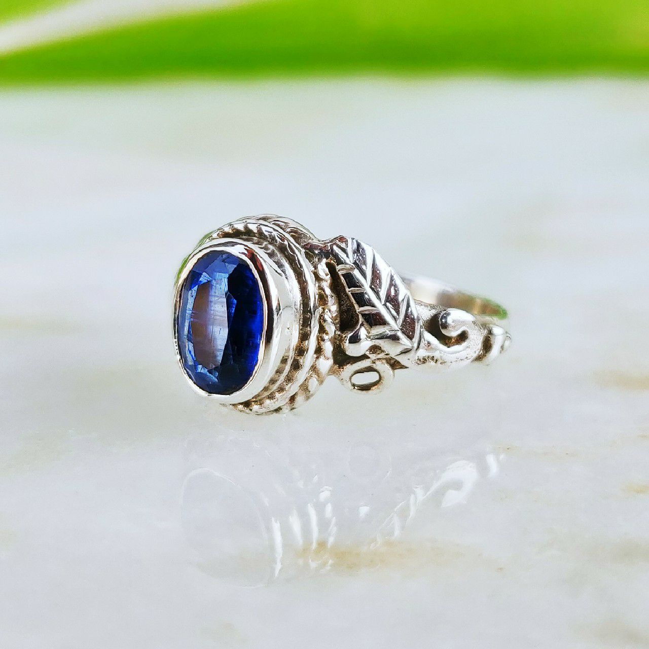 Handmade classic kyanite silver ring - Image 2