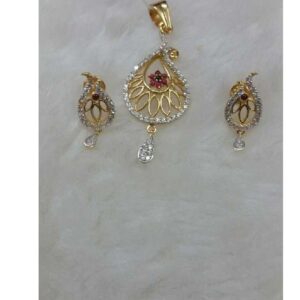 Leaf Shape 916 Gold Ladies Pendant Set