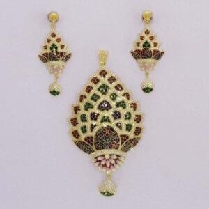 Peacock Pattern 916 Gold Meenakari Pendant Set