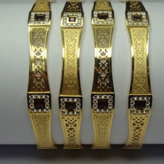 916 Yellow Gold Ladies Bangles Set