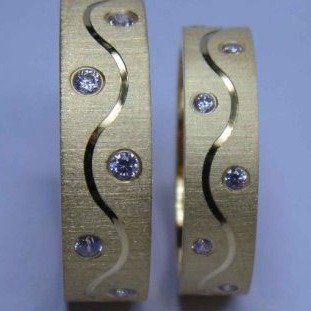 916 Gold Diamond Couple Ring