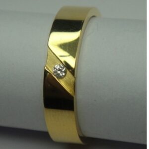 916 GOLD FANCY BAND RING