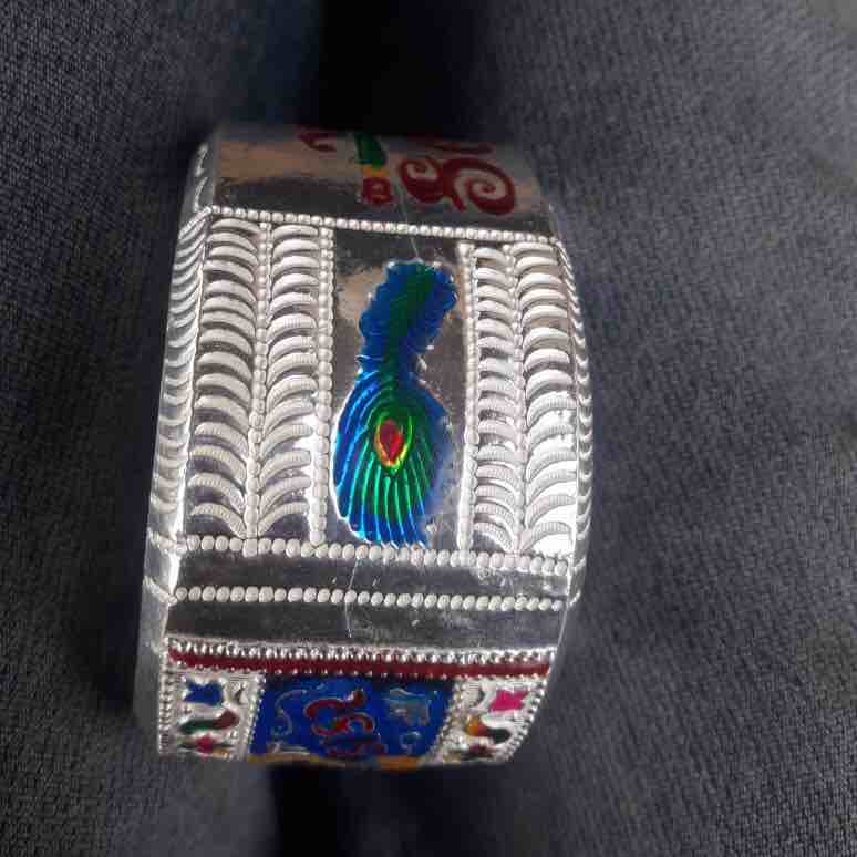 Silver Fancy Bharwadi Kada