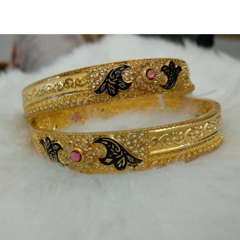 22K / 916 Gold Modern Trendy Bangles