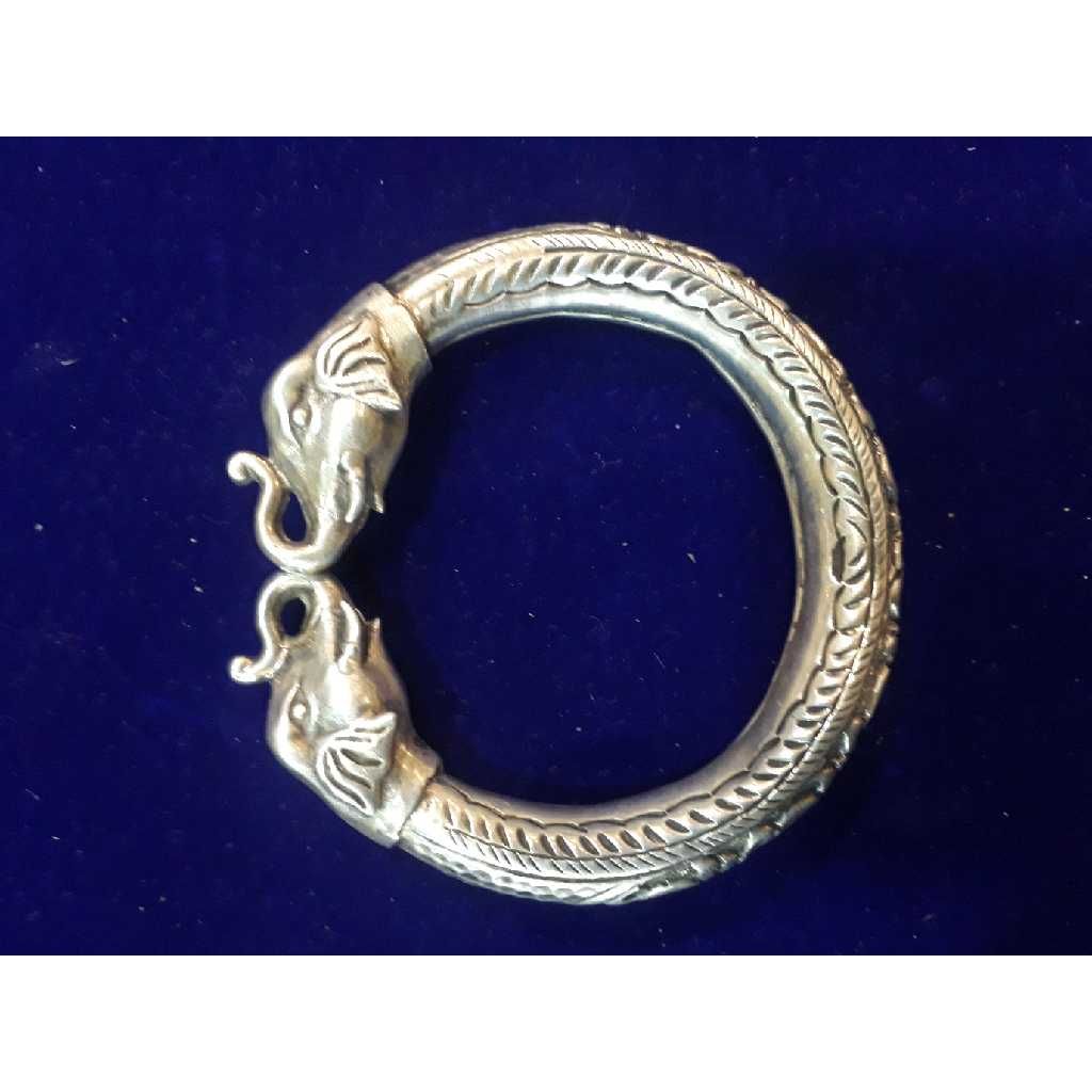 Silver Kada