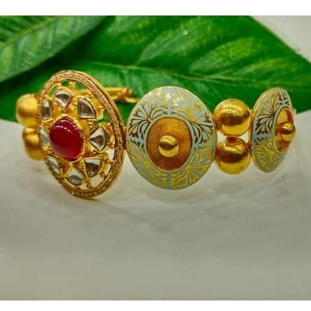 22KT Gold Antique Bracelet