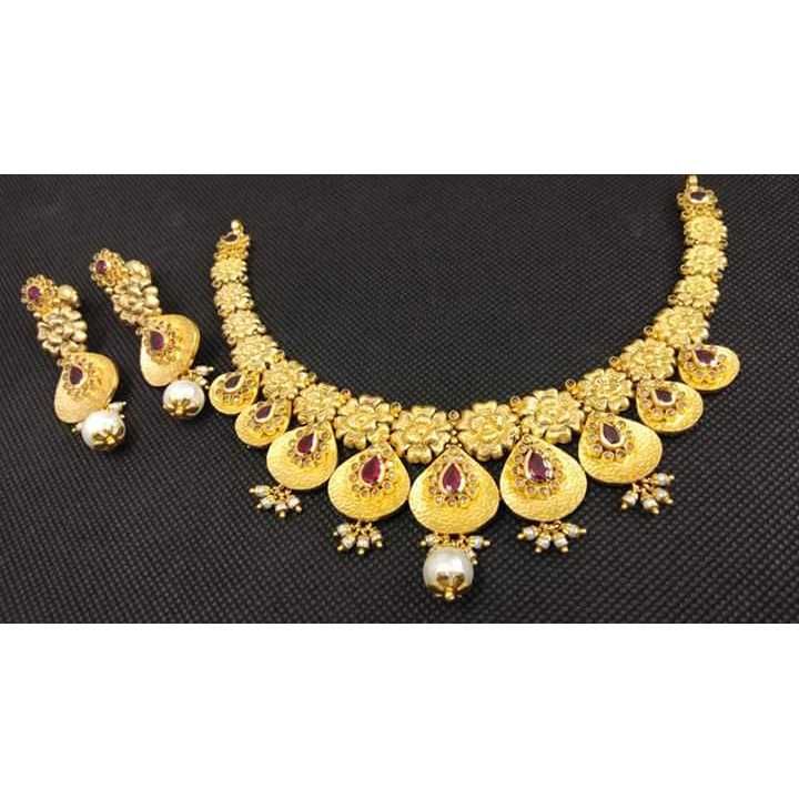 Necklace Set