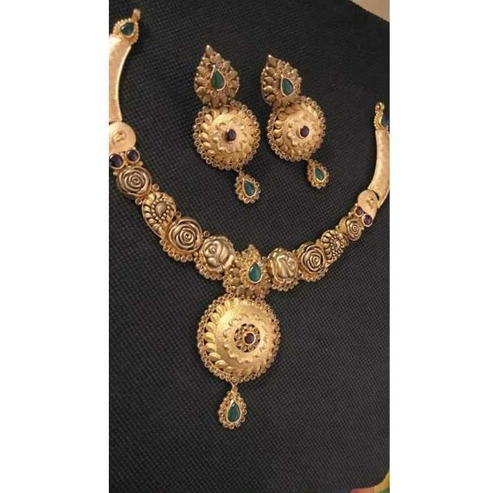 Necklace set