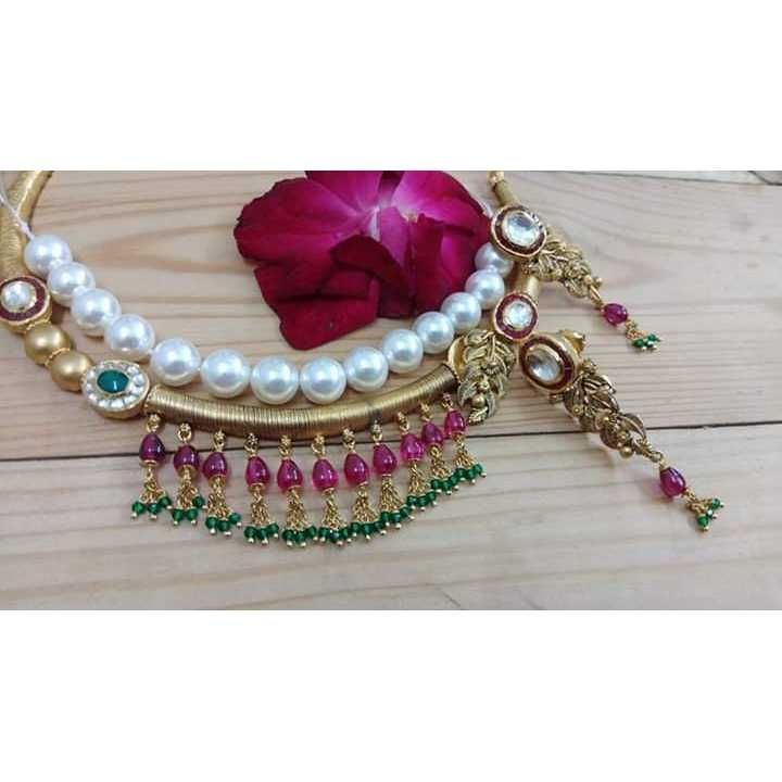 916 Necklace with Green & Pink Moti Latkan