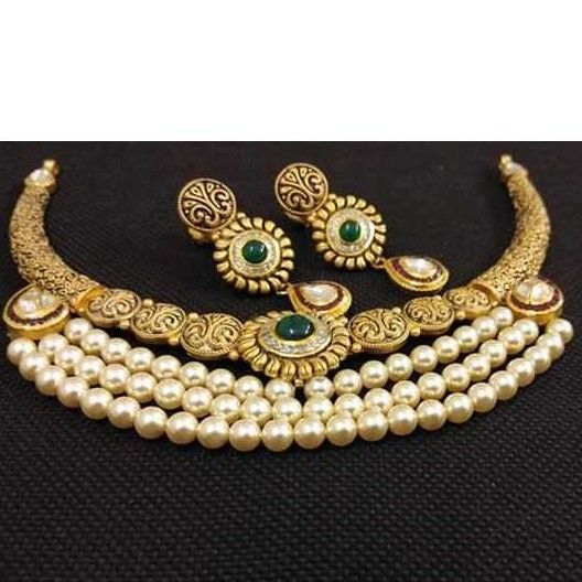 22K Gold Choker Necklace With Peral & Emerald