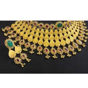 22kt Gold Antique Jadtar Necklace Set