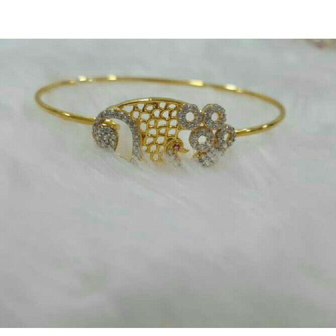 22K / 916 Gold Yellow Modern Ladies Kada