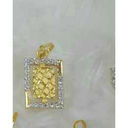 22KT Gold Ladies Attractive Pendant