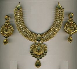 22K / 916 Gold Yellow Antique Necklace Set