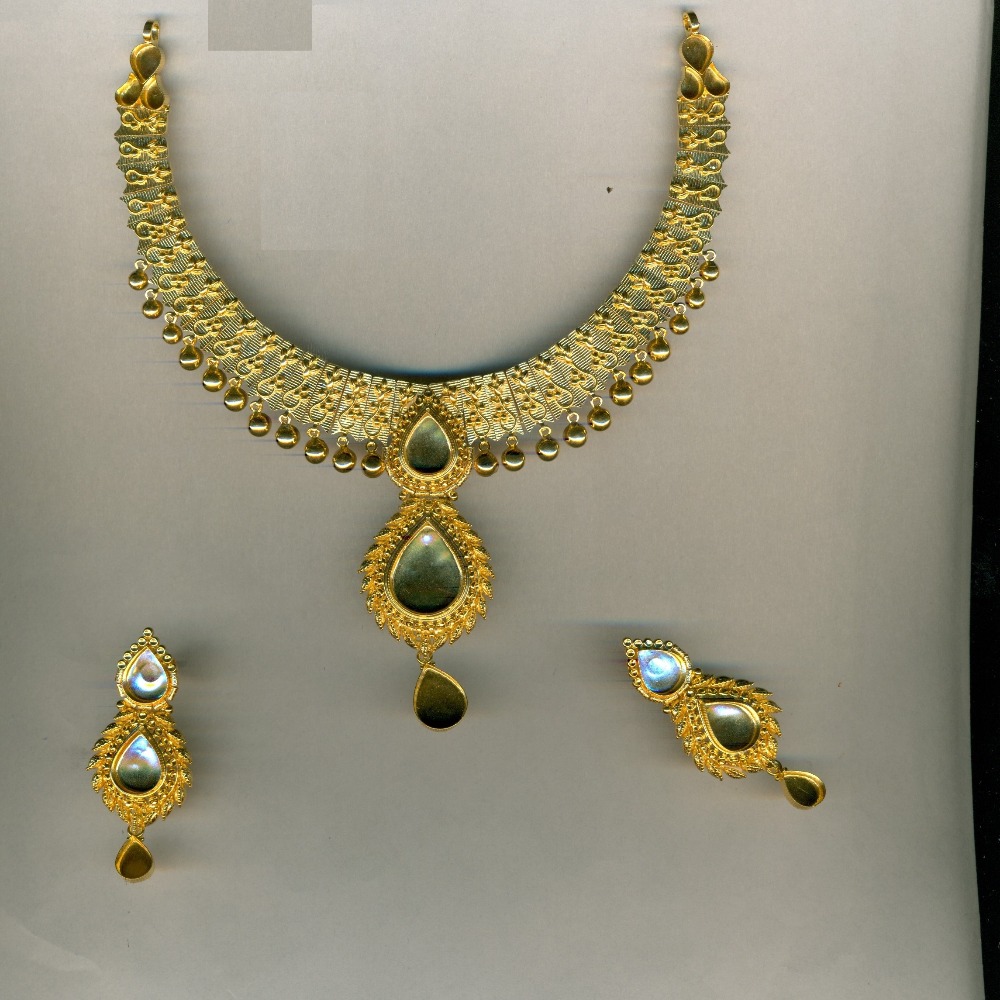 22K / 916 Gold Ladies Antique Necklace Set