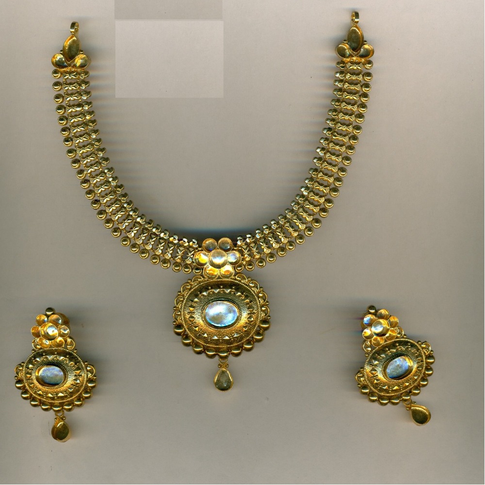 22K / 916 Gold Ladies Antique Necklace Set