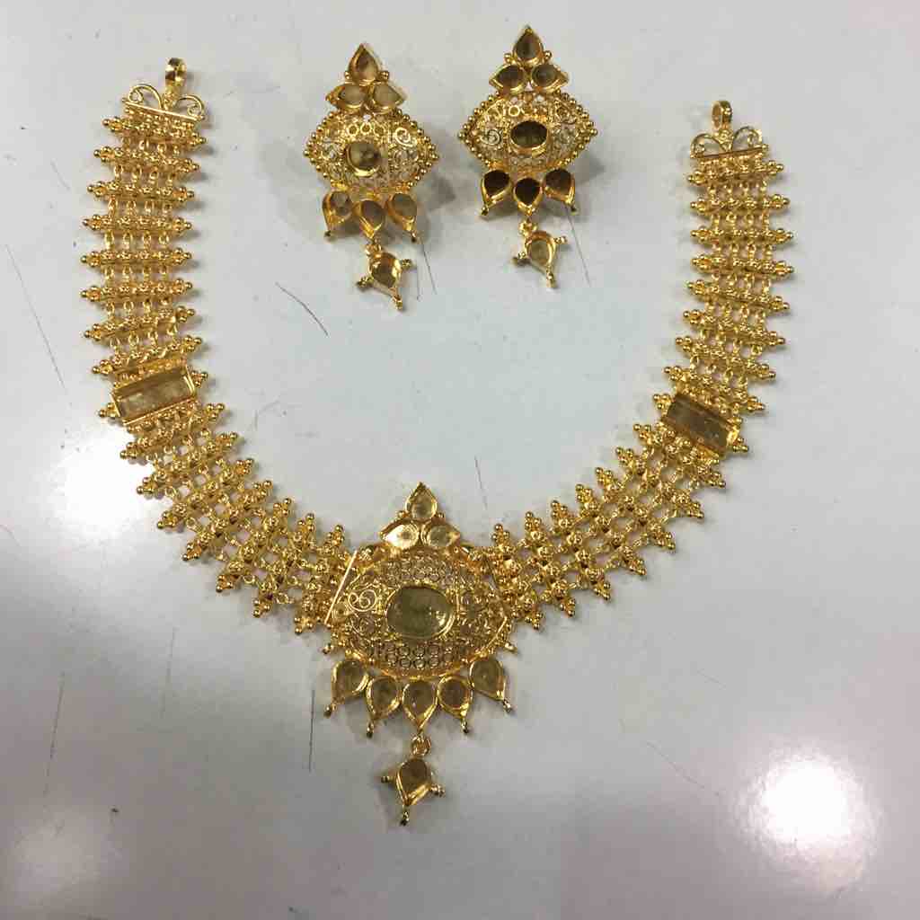 22K / 916 Gold Attractive Bridal Necklace Set