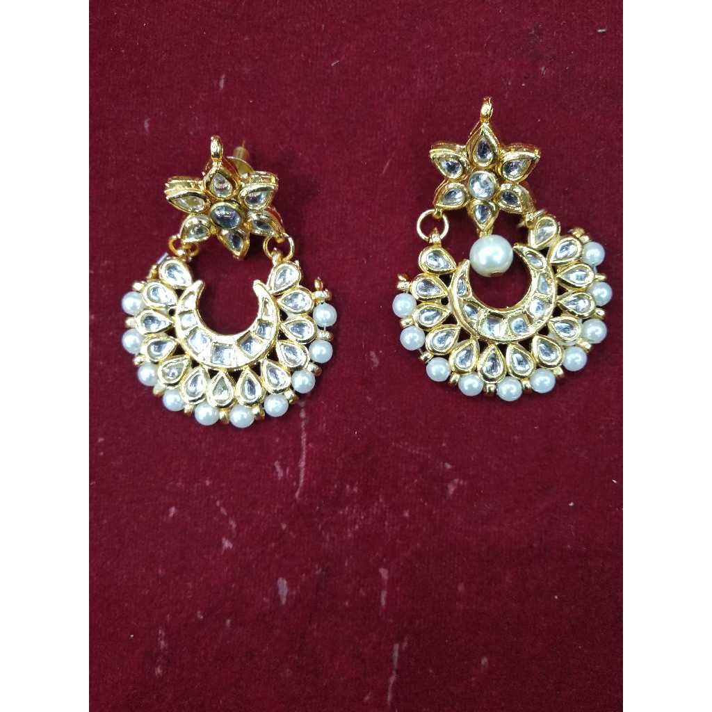 Fancy Pearl Ladies Earring