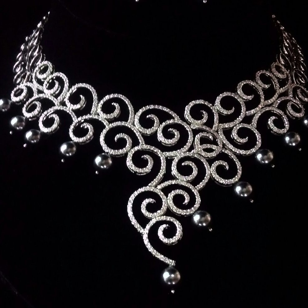 Stunning Diamond Pearls Modern Necklace ( Pieces ) - Image 2