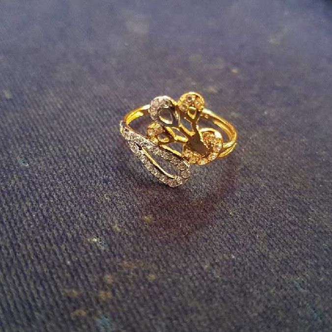 22k Gold Fancy Ladies Ring