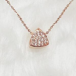 chin pendent