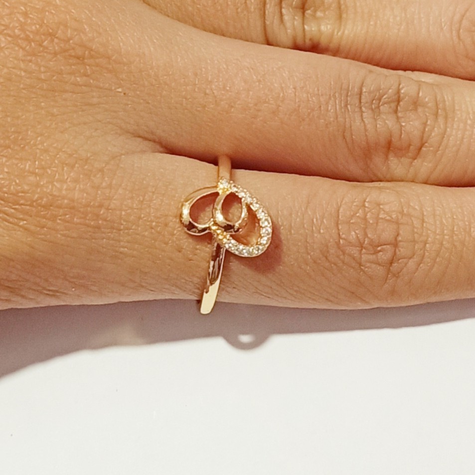 delicate dimond ring