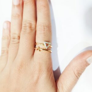 antic  ring
