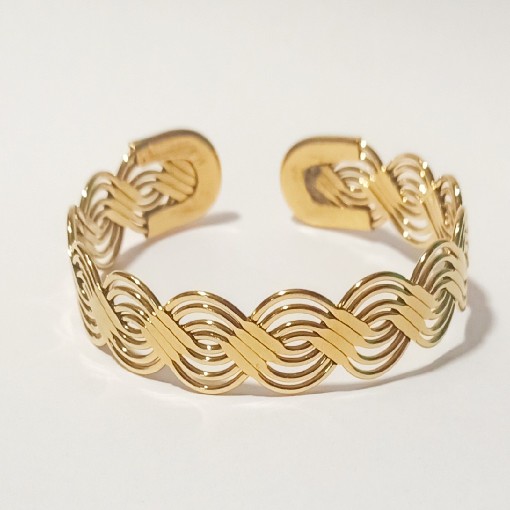 golden bangles guaranted