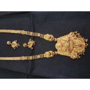 Indian Gold Ladies Attractive Mangalsutra Set