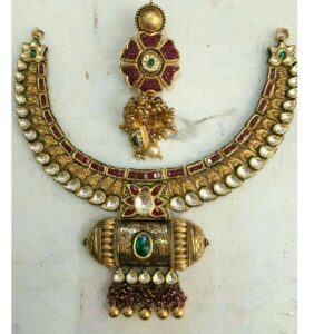 22K/916 Gold Antique Flower Designer Necklace Set