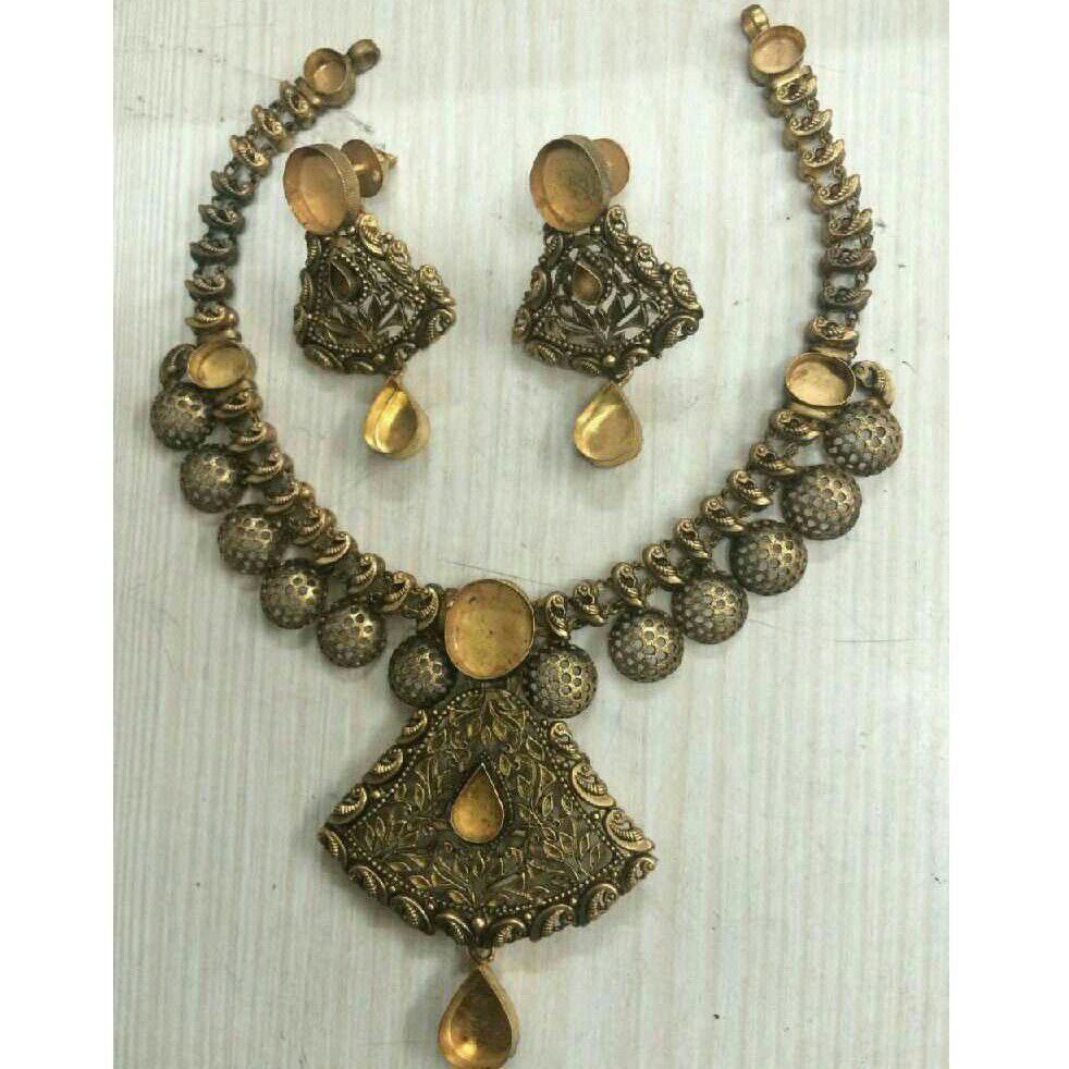 Designer 916 Gold Antique Necklace Set