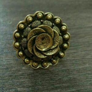 22K / 916 Gold Ladies Yellow Antique Modern Ring