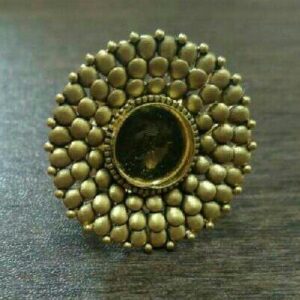 22K/916 Gold Traditional Antique Ladies Ring