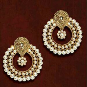 Moti Round Earrings