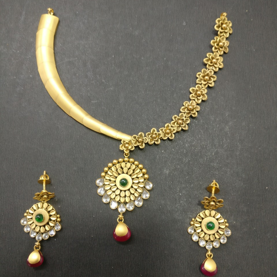 22K antique Roses design necklace set