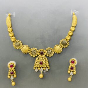 22 kt gold antique classic necklace set