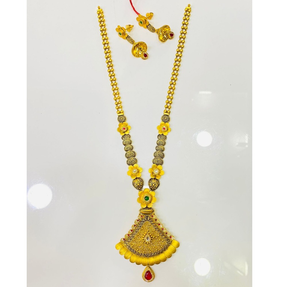 22KT Gold Flower Design Long Necklace Set - Image 2
