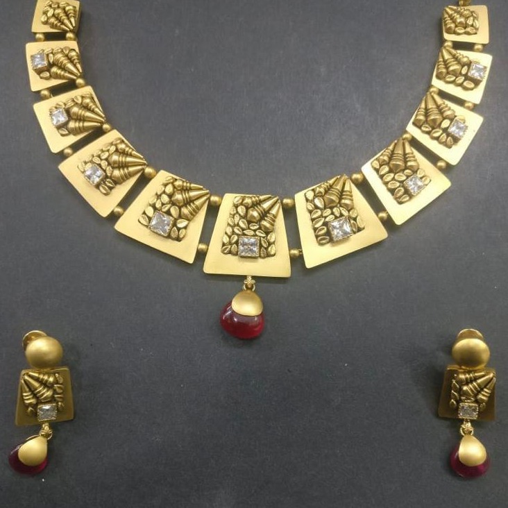 916 Gold Antique shell design Necklace Set