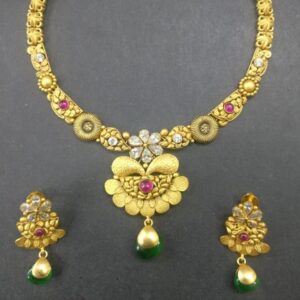 916 Gold half flower design necklace set
