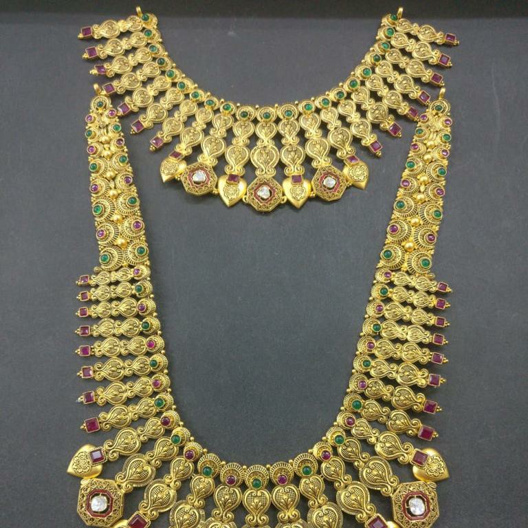 916 Gold Antique Bridal Necklace Set - Image 2