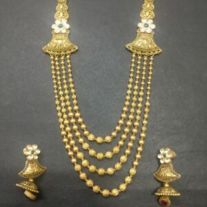 Antique magmala