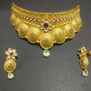Antique choker